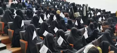 तालिबान के समर्थन में छात्राओं ने निकाली रैली