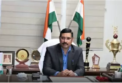 रुद्रपुर डीएम ने जिले के 7 अधिकारियों का सितम्बर माह का वेतन रोकने के दिए निर्देश