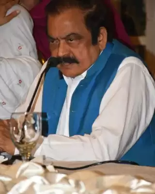 पीटीआई को प्रतिबंधित संगठन घोषित करने के लिए कानूनी विकल्पों पर विचार कर रही पाक सरकार