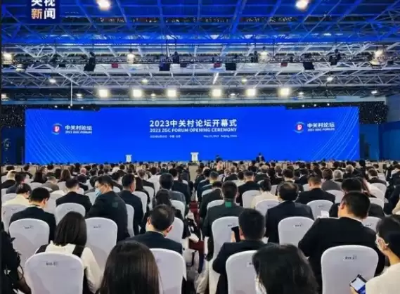 विभिन्न देशों के साथ मिलकर वैज्ञानिक व तकनीकी सृजन को बढ़ाने को तैयार चीन: शी चिनफिंग