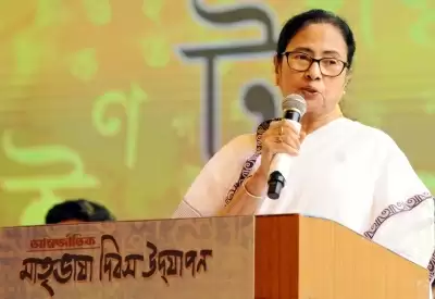 सीएम ममता ने अनिवासी बंगालियों के लिए आपात स्थिति में संवाद करने के लिए पोर्टल लॉन्च किया