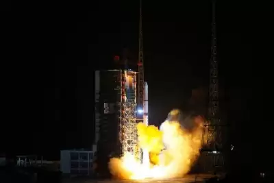 चीन ने सफलता से रिमोट सेंसिंग नंबर 35-03 ग्रुप के उपग्रहों को प्रक्षेपित किया