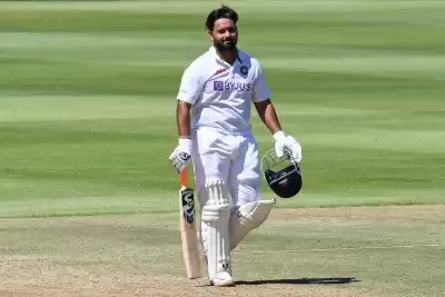 पंत दक्षिण अफ्रीका में टेस्ट शतक बनाने वाले पहले भारतीय विकेटकीपर-बल्लेबाज बने
