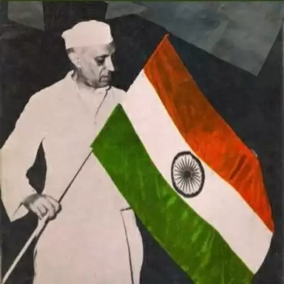 मोदी के हर घर तिरंगा अभियान के जवाब में कांग्रेस ने नेहरू की तस्वीर को बनाई डीपी