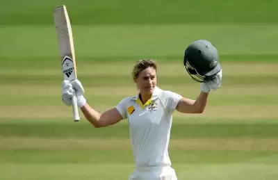 ऑस्ट्रेलिया के लिए सर्वाधिक मुकाबले खेलने वाली महिला क्रिकेटर बनीं पेरी