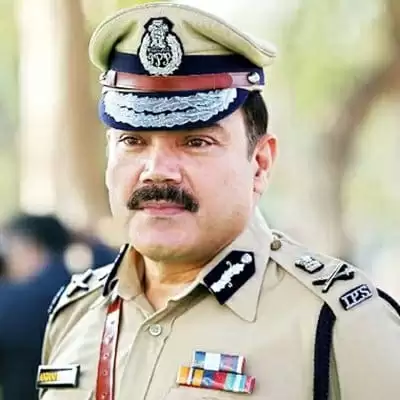 तेलंगाना पुलिस स्टेशनों में रिसेप्शनिस्टों को विनम्र रहने की सलाह दी गई