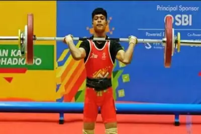 कर्जदार ड्राइवर का बेटा लंबी छलांग को तैयार