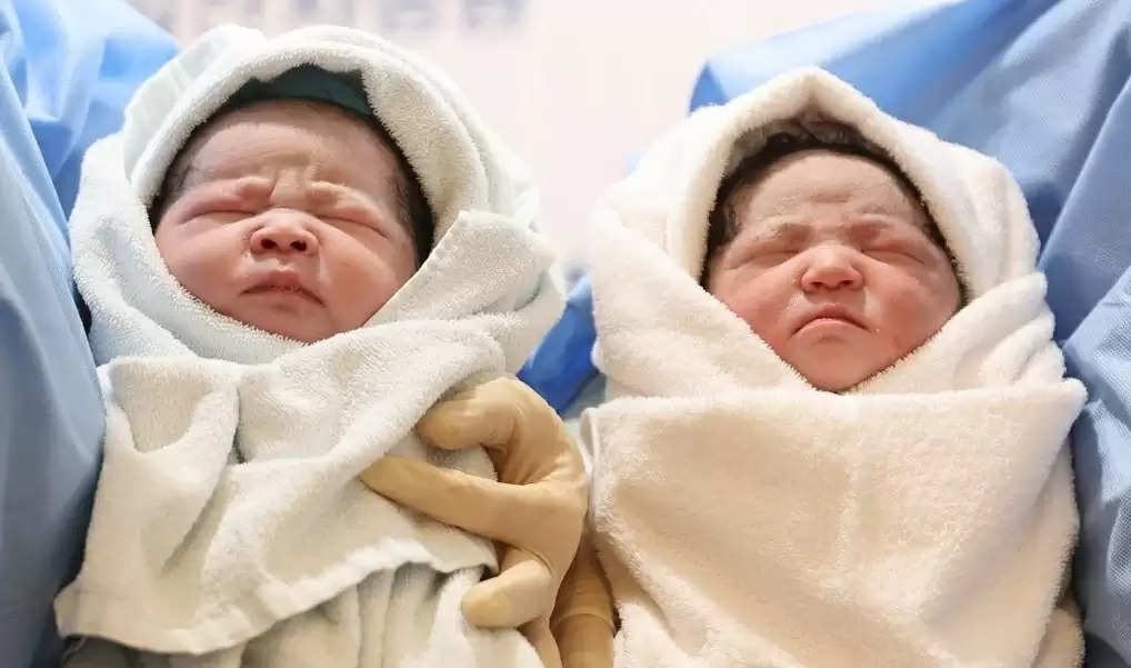 दक्षिण कोरिया में जन्म दर में आई रिकॉर्ड गिरावट