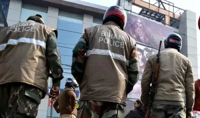 तमिलनाडु में प्रवासियों पर हमले के फर्जी वीडियो के आरोपी यू ट्यूबर का आत्मसमर्पण