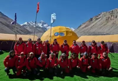 विश्व की सबसे ऊंची चोटी पर वैज्ञानिक सर्वेक्षण गतिविधि शुरू