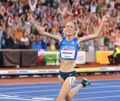 सीडब्ल्यूजी : इलिश मैकॉलगन ने 10,000 मीटर स्पर्धा में स्वर्ण पदक जीतकर मां लिज की बराबरी की