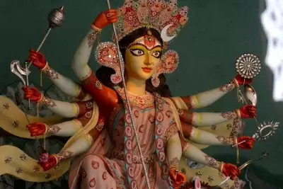 लखनऊ : दुर्गा पूजा पंडाल में राम मंदिर का दिखेगा प्रतिरूप