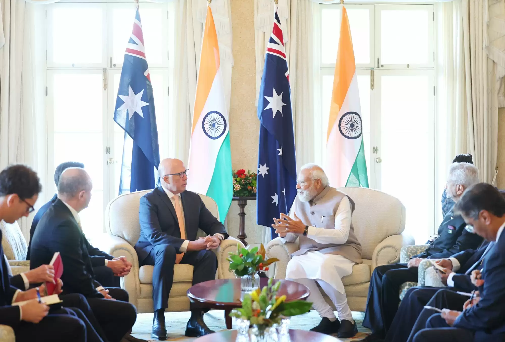 पीएम मोदी ने सिडनी में भारत-ऑस्ट्रेलिया व्यापार संबंध बढ़ाने की अपील की