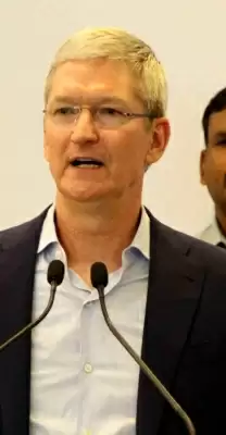 बड़े पैमाने पर छंटनी के बारे में अभी नहीं सोच रहे: टिम कुक