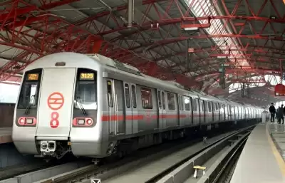 गणतंत्र दिवस के दिन दिल्ली मेट्रो ई टिकट धारकों के लिए मुफ्त यात्रा कूपन देगी
