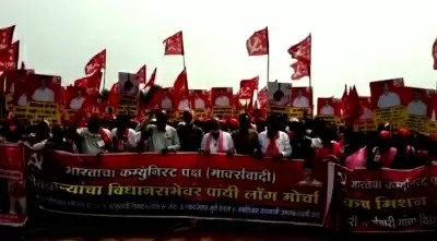 महाराष्ट्र: ठाणे में लॉन्ग मार्च के दौरान नासिक के किसान की मौत