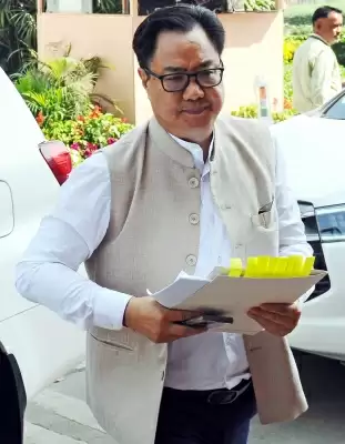 एक साथ चुनाव कराने का मुद्दा विधि आयोग के पास : सरकार