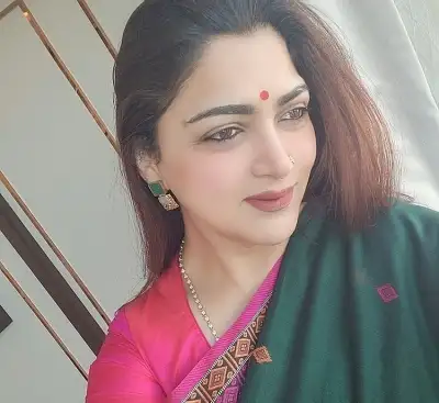 अभिनेत्री-राजनीतिज्ञ खुशबू सुंदर कोरोना पॉजिटिव