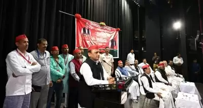 भाजपा जिस दल से घबरा जाती, उसके घर ईडी और सीबीआई भेज रही : अखिलेश