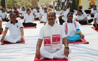 योग के रूप में भारतीय संस्कृति ने विश्व को एक अद्भुत उपहार दिया है : ओम बिरला