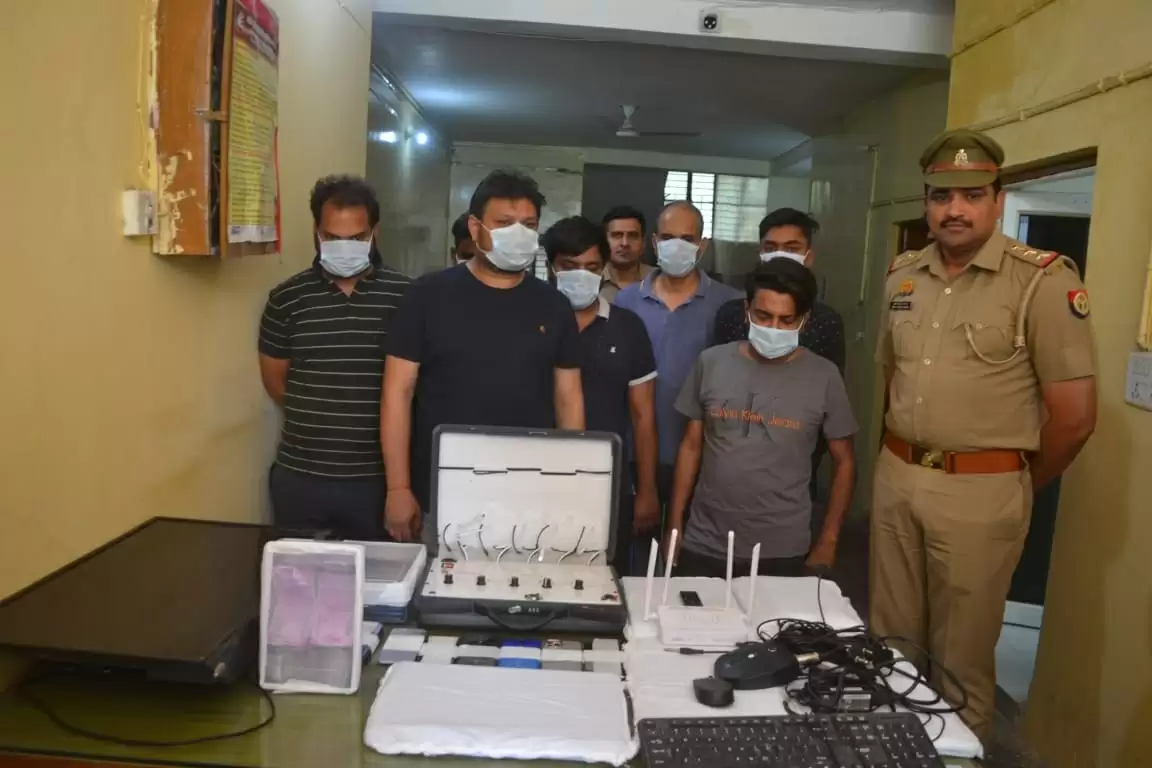 सट्टा खिलाने वाले 7 गिरफ्तार, मुबंई और लखनऊ के मैचे में लगावा रहे थे सट्टा, 4.5 लाख कैश मिला