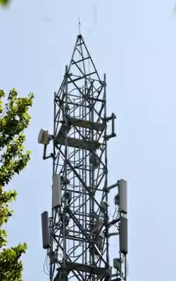 मोबाइल टावरों से निकलने वाले रेडिएशन का मानव स्वास्थ्य पर नहीं पड़ता कोई बुरा प्रभाव : विशेषज्ञ