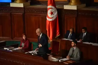 ट्यूनीशियाई इस्लामी पार्टी ने संविधान को निलंबित करने के प्रयासों को खारिज किया