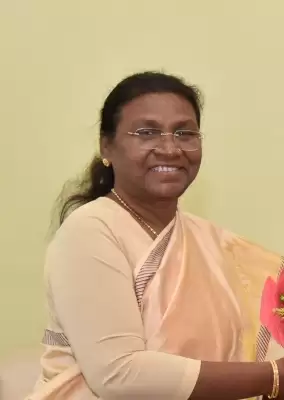 बच्चे ध्यान रखें, पर्यावरण पर प्रतिकूल प्रभाव तो नहीं पड़ रहा : राष्ट्रपति