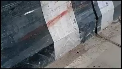 पिकअप वैन ने टक्कर के बाद बाइक को काफी दूर तक घसीटा, दो की मौत