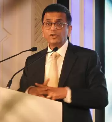 महाराष्ट्र कांग्रेस की सीजेआई चंद्रचूड़ को निशाना बनाने वाले ट्रोल्स के खिलाफ कार्रवाई की मांग