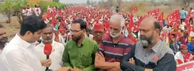 नासिक-मुंबई लॉन्ग मार्च में शामिल 40 किसान बीमार