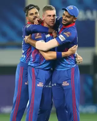 दिल्ली के पास आईपीएल में सबसे अच्छा गेंदबाजी आक्रमण: लारा