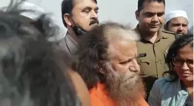 सभी को अपने विचार रखने का हक : जैन मुनि के जमीअत मंच से जाने पर बोले आचार्य चिदानंद