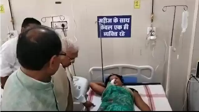 उमरिया में मुख्यमंत्री के कार्यक्रम के लिए जा रही ग्रामीणों की बस पलटी, 3 की मौत