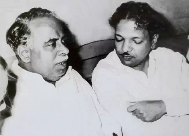 अन्नादुरई के राजनीतिक उत्तराधिकारी 14 वर्ष के थे, जब राजगोपालाचारी के खिलाफ हिंदी विरोध का नेतृत्व किया