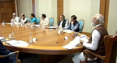 पीएम मोदी ने कोविड-19 की तैयारियों को लेकर बैठक की