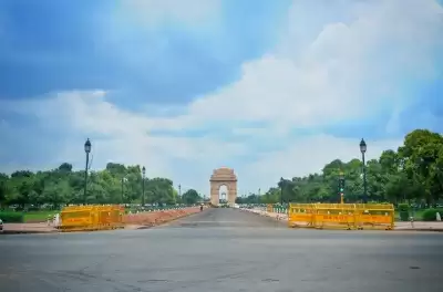 रविवार को दिल्ली में साफ आसमान और गर्म दिन रहेगा