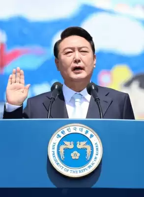 दक्षिण कोरिया के नए राष्ट्रपति ने ली शपथ, राष्ट्र के पुनर्निर्माण का लिया संकल्प