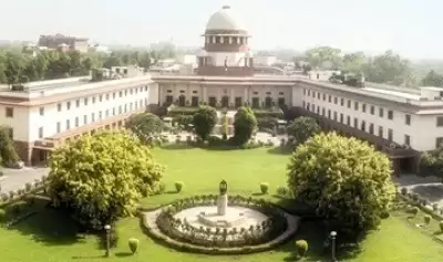 दिल्ली बनाम केंद्र : एससी ने संविधान पीठ को भेजा मामला