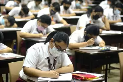 बंगाल में पेपर लीक की जगह शिक्षा के क्षेत्र में हुए घोटालों ने ले ली