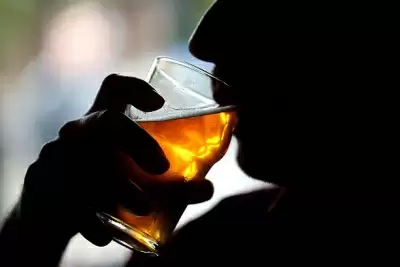 बिहार : होटल, बैंक्वेट हॉल बुक करने से पहले देना होगा शराब इस्तेमाल नहीं होने का घोषणा पत्र