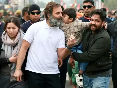 सर्जिकल स्ट्राइक पर दिग्विजय सिंह के बयान से असहमत : राहुल