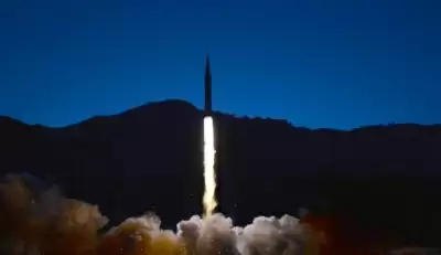 उत्तर कोरिया ने दो संदिग्ध बैलिस्टिक मिसाइलें छोड़ी