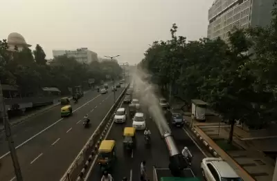 दिल्ली की वायु गुणवत्ता बेहद खराब, कई राज्यों में बारिश की संभावना