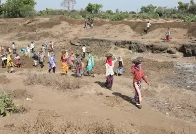 झारखंड में मनरेगा की योजनाओं में 100 करोड़ की गड़बड़ी, सरकार ने मांगी रिपोर्ट