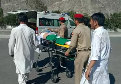 पाकिस्तान में सड़क हादसा, 6 की मौत