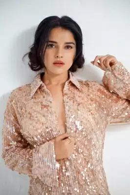 लाल रंग 2 में फिर से अपनी भूमिका निभाने के लिए तैयार पिया बाजपेयी