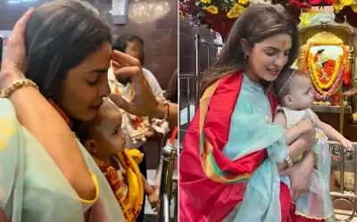 प्रियंका चोपड़ा ने बेटी के साथ सिद्धिविनायक मंदिर में लिया आशीर्वाद
