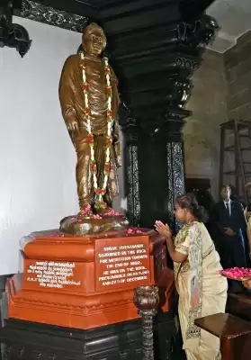 राष्ट्रपति मुर्मू छह दिवसीय दक्षिण यात्रा के तहत पहुंची कन्याकुमारी