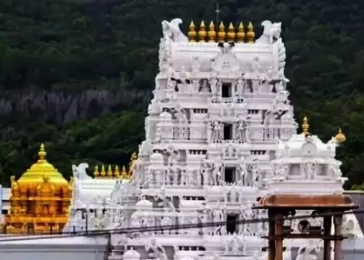टीटीडी ने आंध्र के मंदिरों में फूलों से बनी अगरबत्ती पेश की